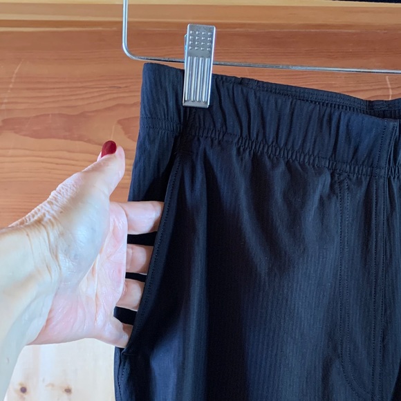 Lululemon athletica Black Ruched Track Pants Size S - Picture 3 of 16